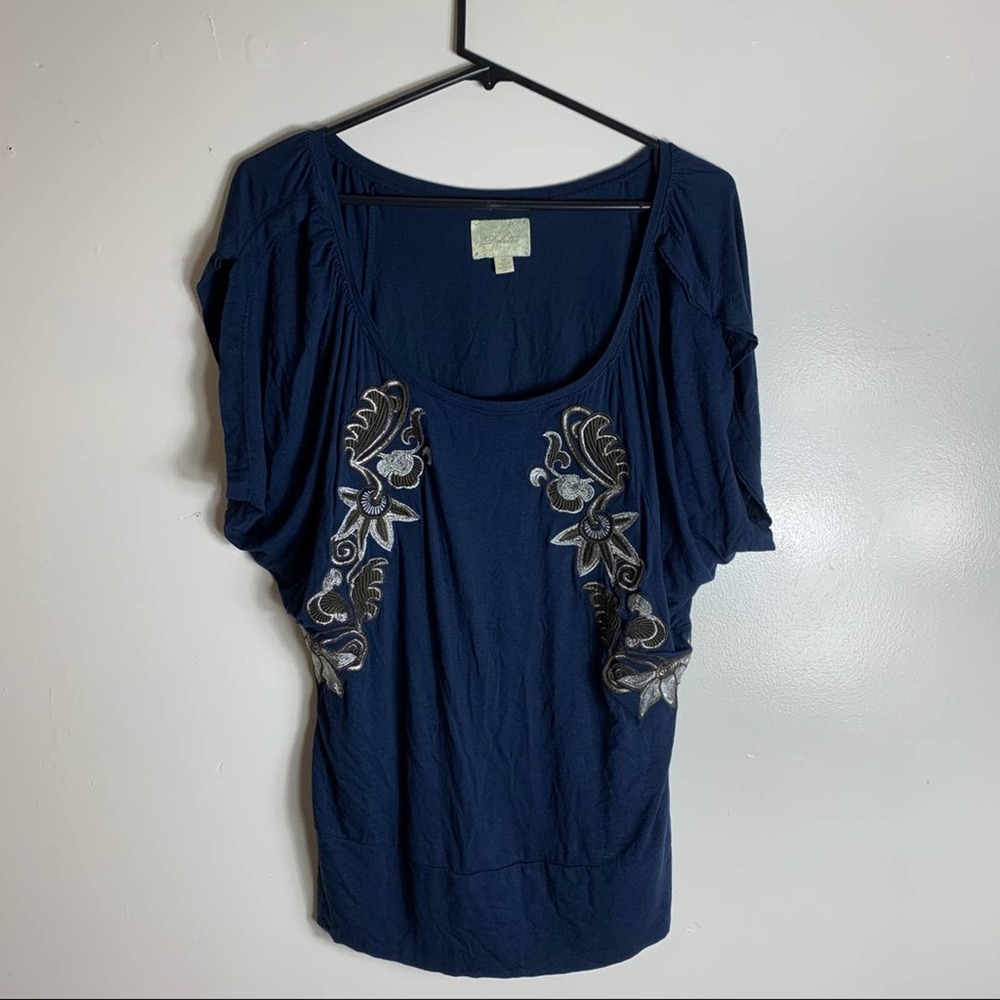 🌵Deletta Blue Embroidered Top Womens Size Medium